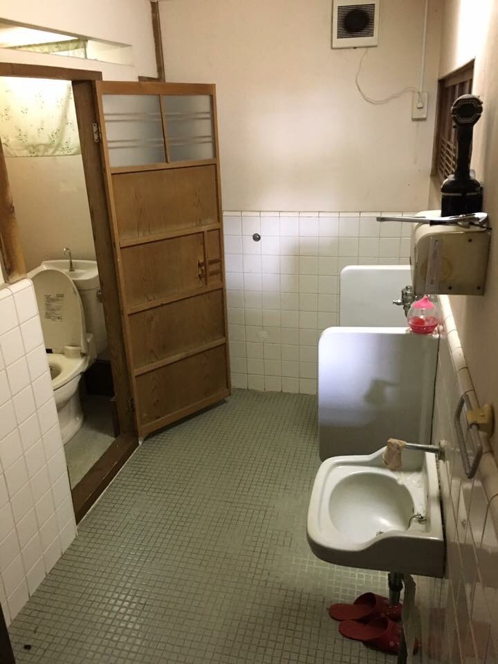 熱海旅館改修工事 トイレリフォーム 加須市でトイレリフォーム キッチンリフォームは松倉設工